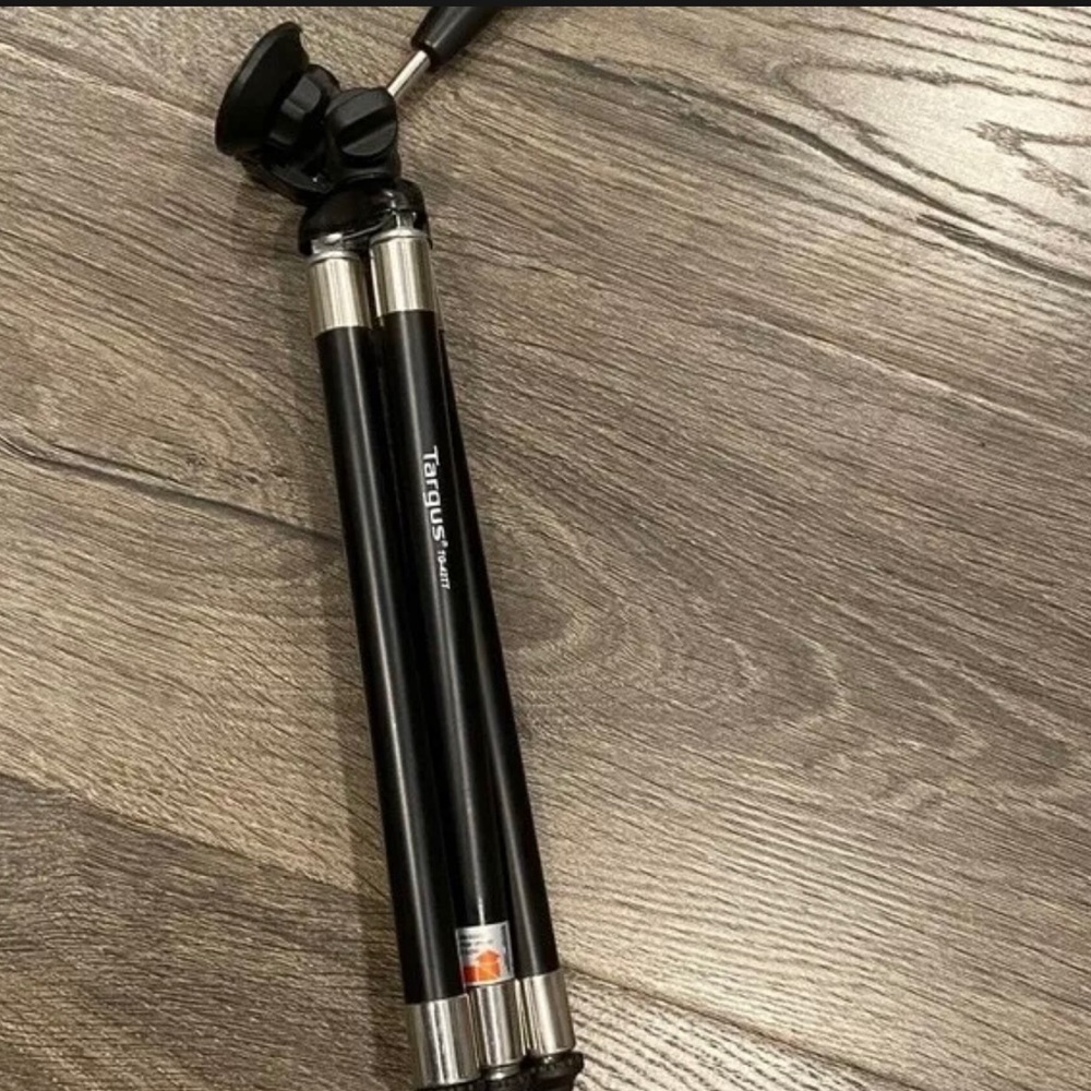 Targus Tripod